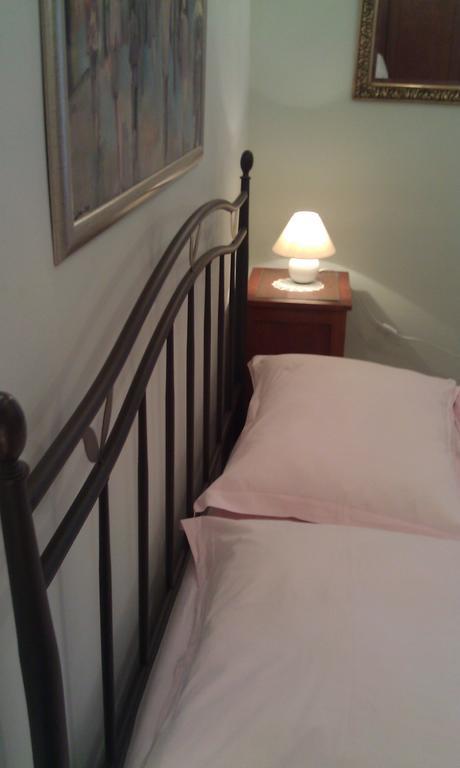 Adagio Theatre Apartment Split Quarto foto